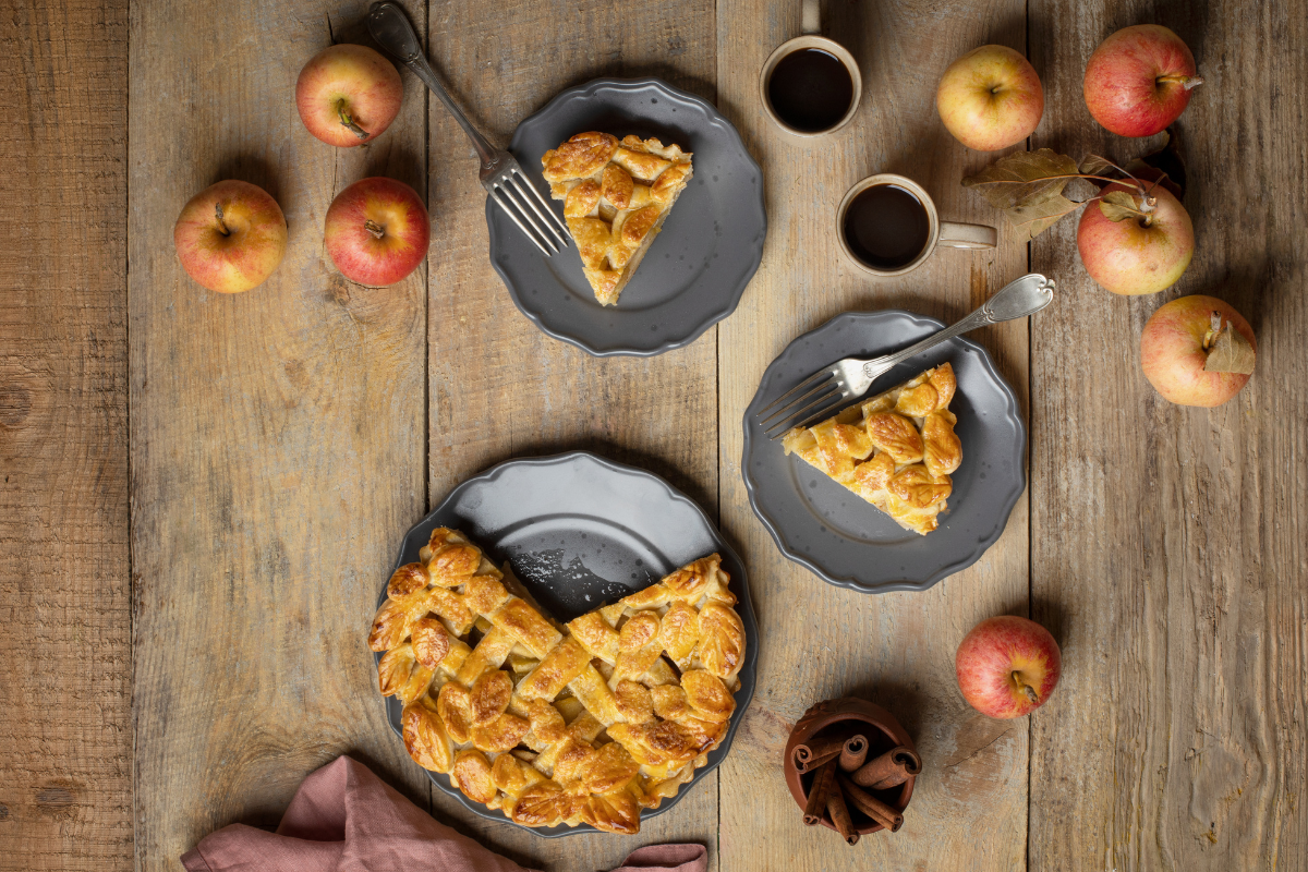 Apple Crumble Coffee Cake